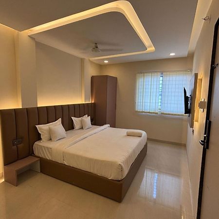 Hotel Vilaasitaa Vijay Nagar Indore Dış mekan fotoğraf