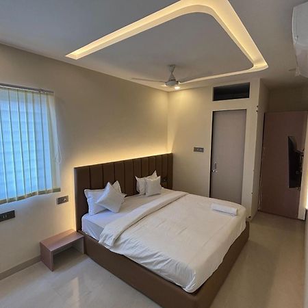 Hotel Vilaasitaa Vijay Nagar Indore Dış mekan fotoğraf