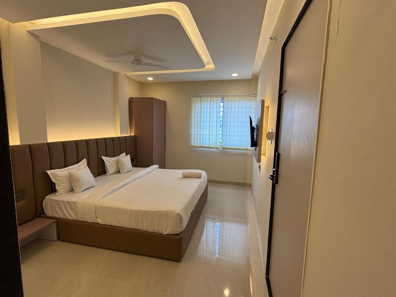 Hotel Vilaasitaa Vijay Nagar Indore Dış mekan fotoğraf